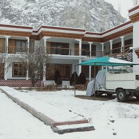 Hotel Nubra Residency Charāsa Екстериор снимка