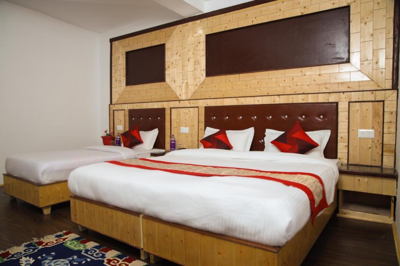 Hotel Nubra Residency Charāsa Екстериор снимка