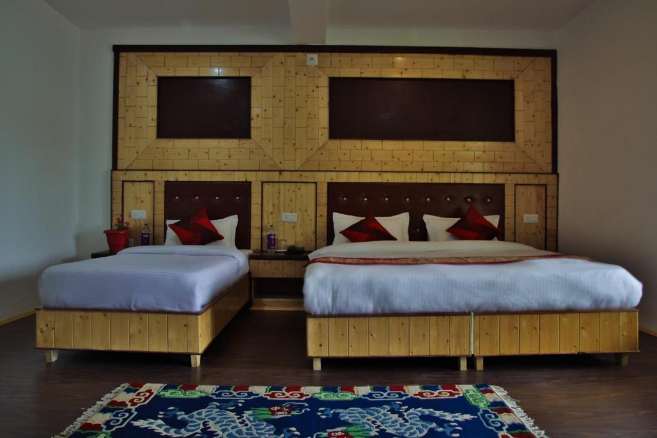 Hotel Nubra Residency Charāsa Екстериор снимка