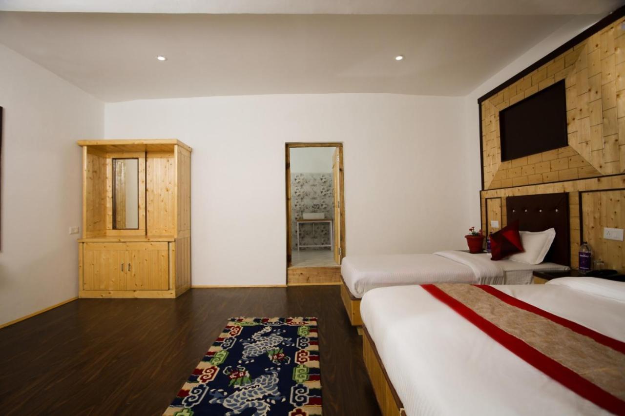 Hotel Nubra Residency Charāsa Екстериор снимка