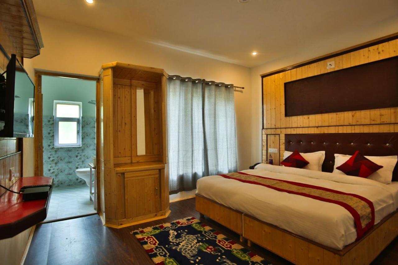 Hotel Nubra Residency Charāsa Екстериор снимка